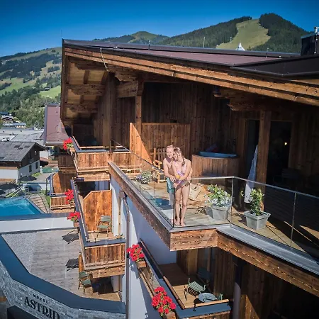Astrid - Inklusive Kostenfreier Jokercard 4* Saalbach-Hinterglemm